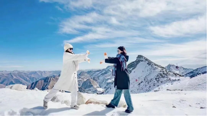 Discover Dagu Glacier: A Guide to Sichuan’s Frozen Wonderland